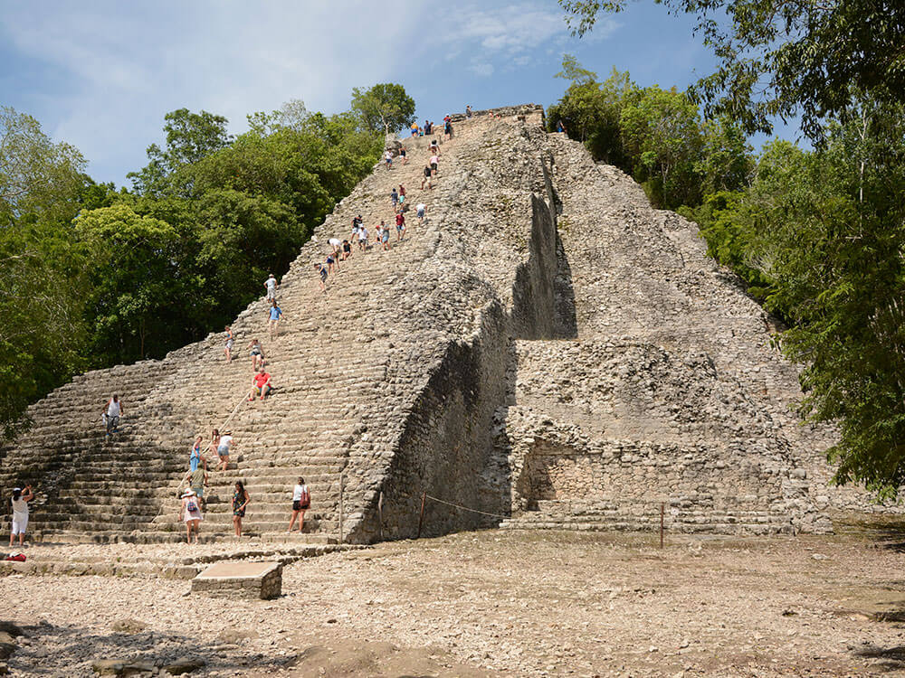 Cuatro destinos en un día: Tulum, Cobá, Cenotes y Playa del Carmen