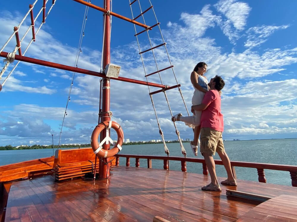 Columbus Tour, Experiencia Romántica en Cancún