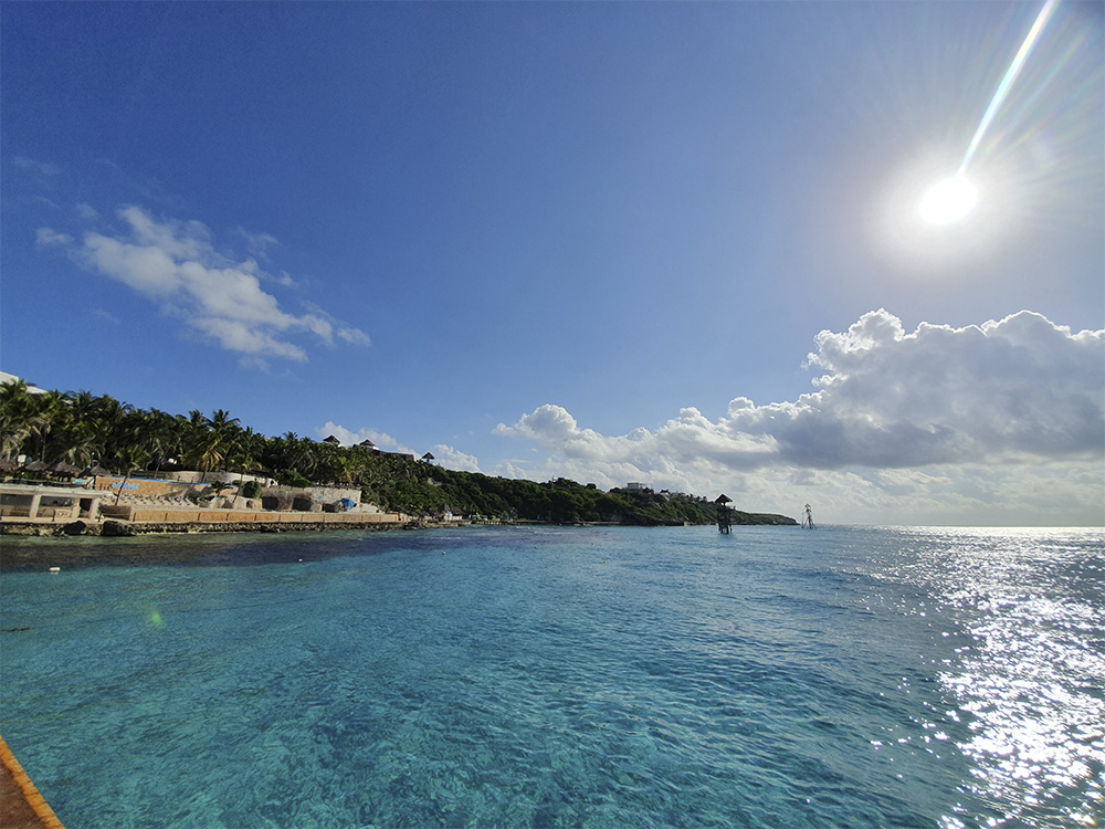 Dos tours, dos días: Isla Mujeres y Xcaret Mágico Plus tour