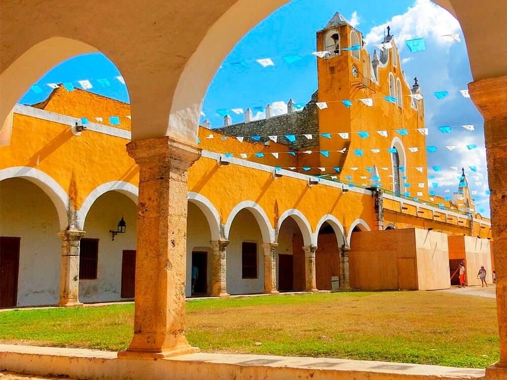 Izamal Tour de un día desde Mérida 