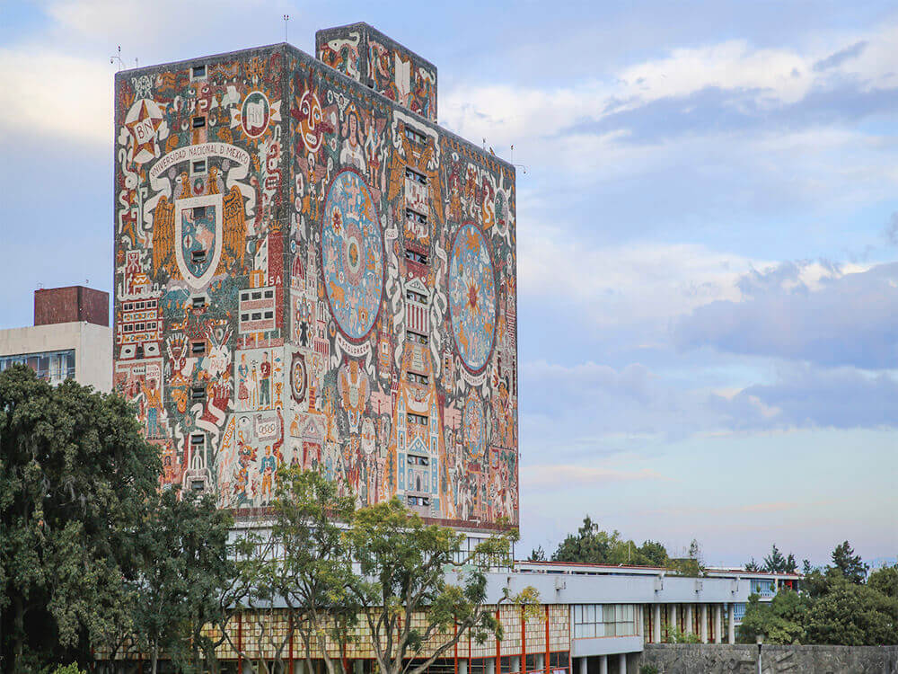 Xochimilco y Universidad
