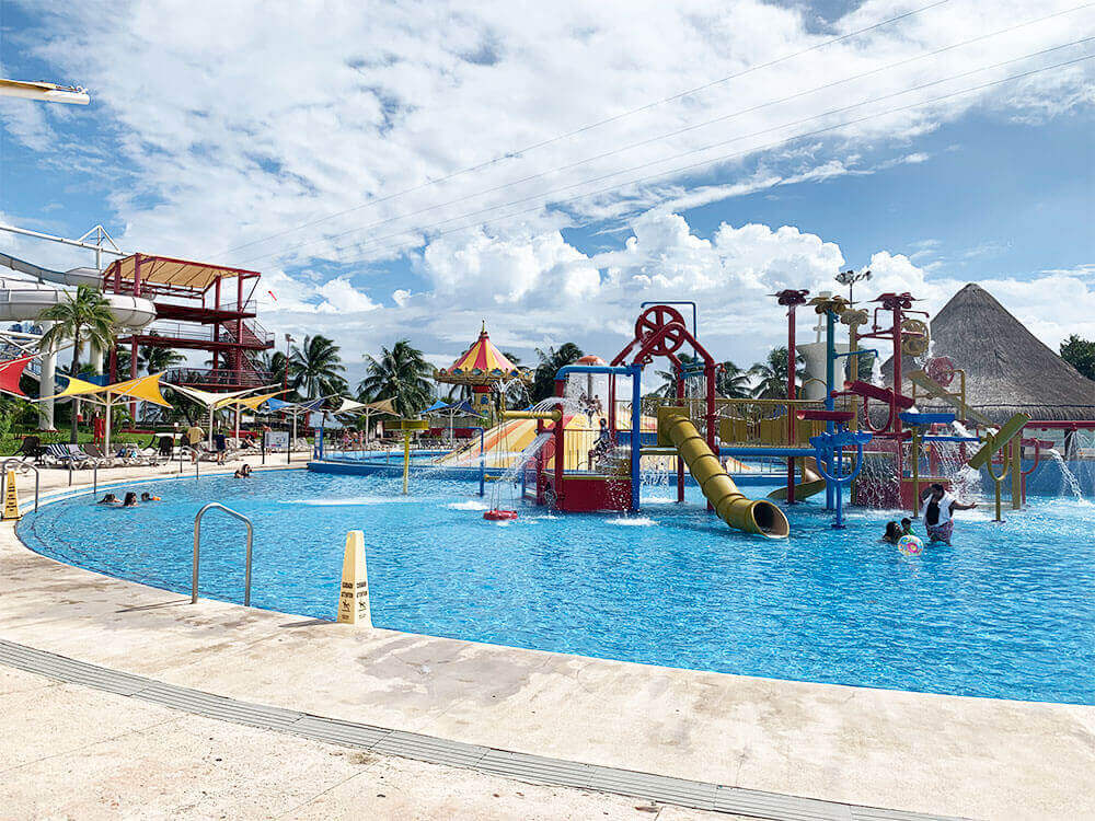 Ventura Park Cancún