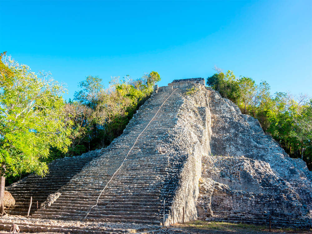 Entrada a Zona Arqueológica de Cobá