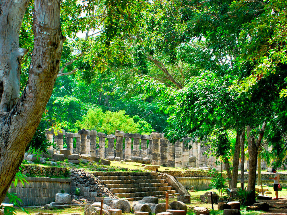 Entrada a Zona Arqueológica de Cobá